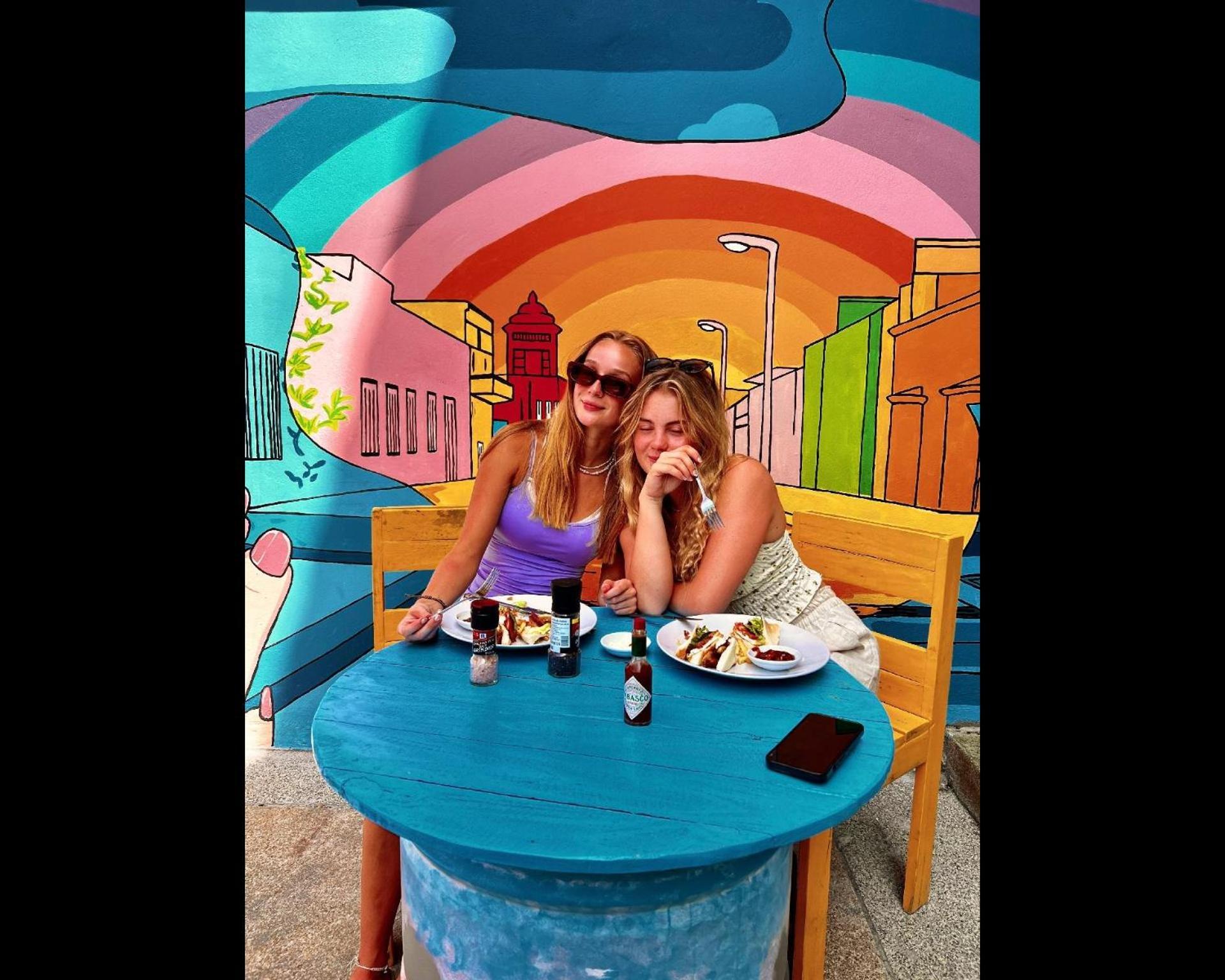The Hangout Hostel Ao Nang エクステリア 写真
