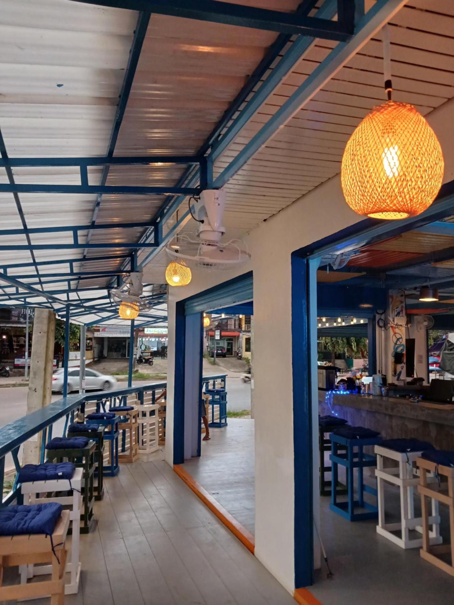 The Hangout Hostel Ao Nang エクステリア 写真