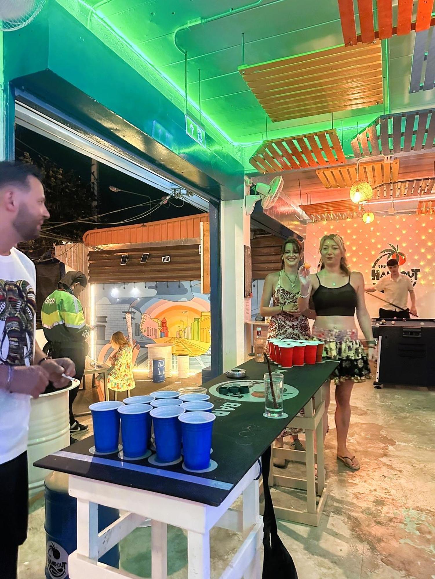 The Hangout Hostel Ao Nang エクステリア 写真