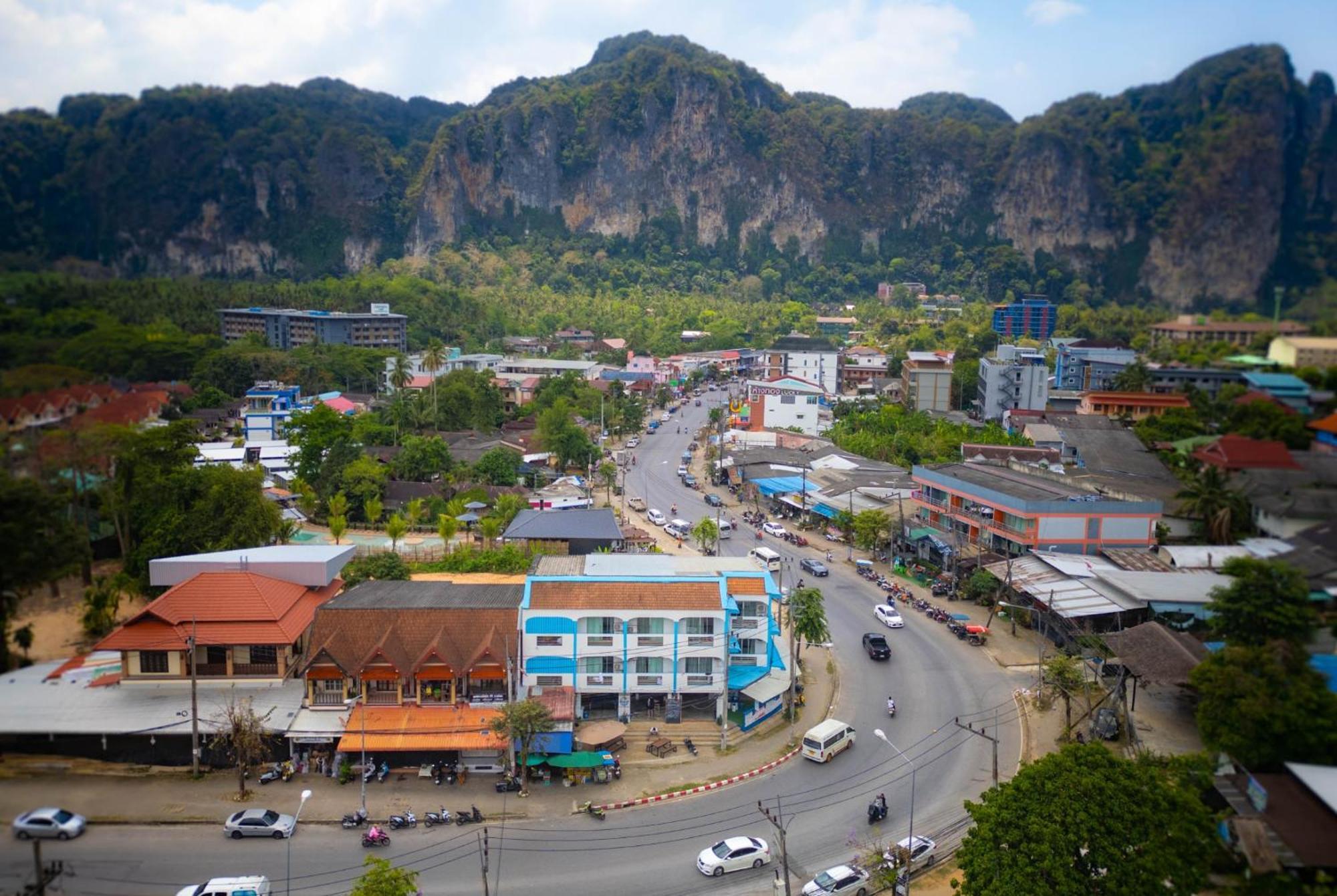 The Hangout Hostel Ao Nang エクステリア 写真