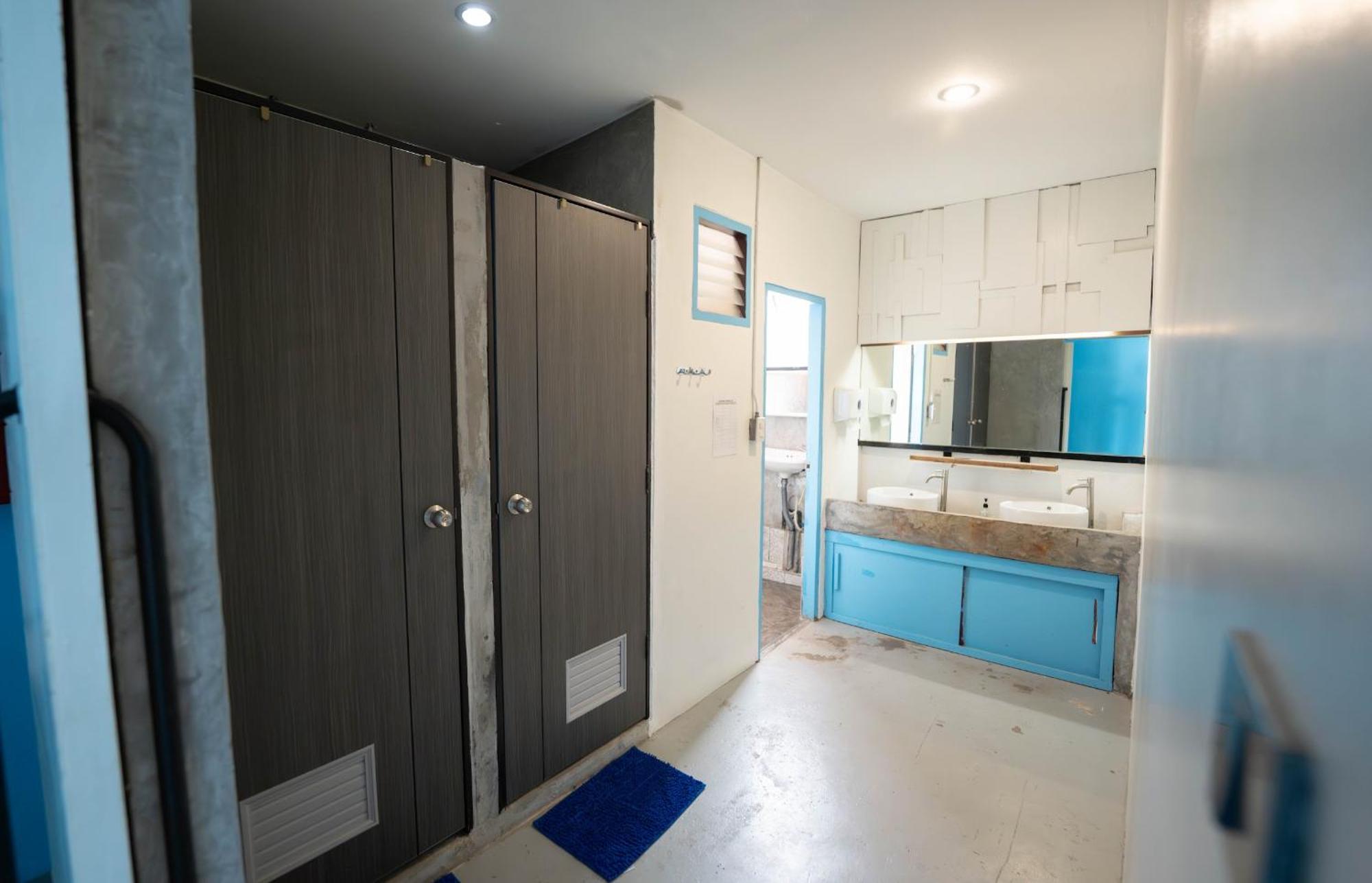 The Hangout Hostel Ao Nang エクステリア 写真