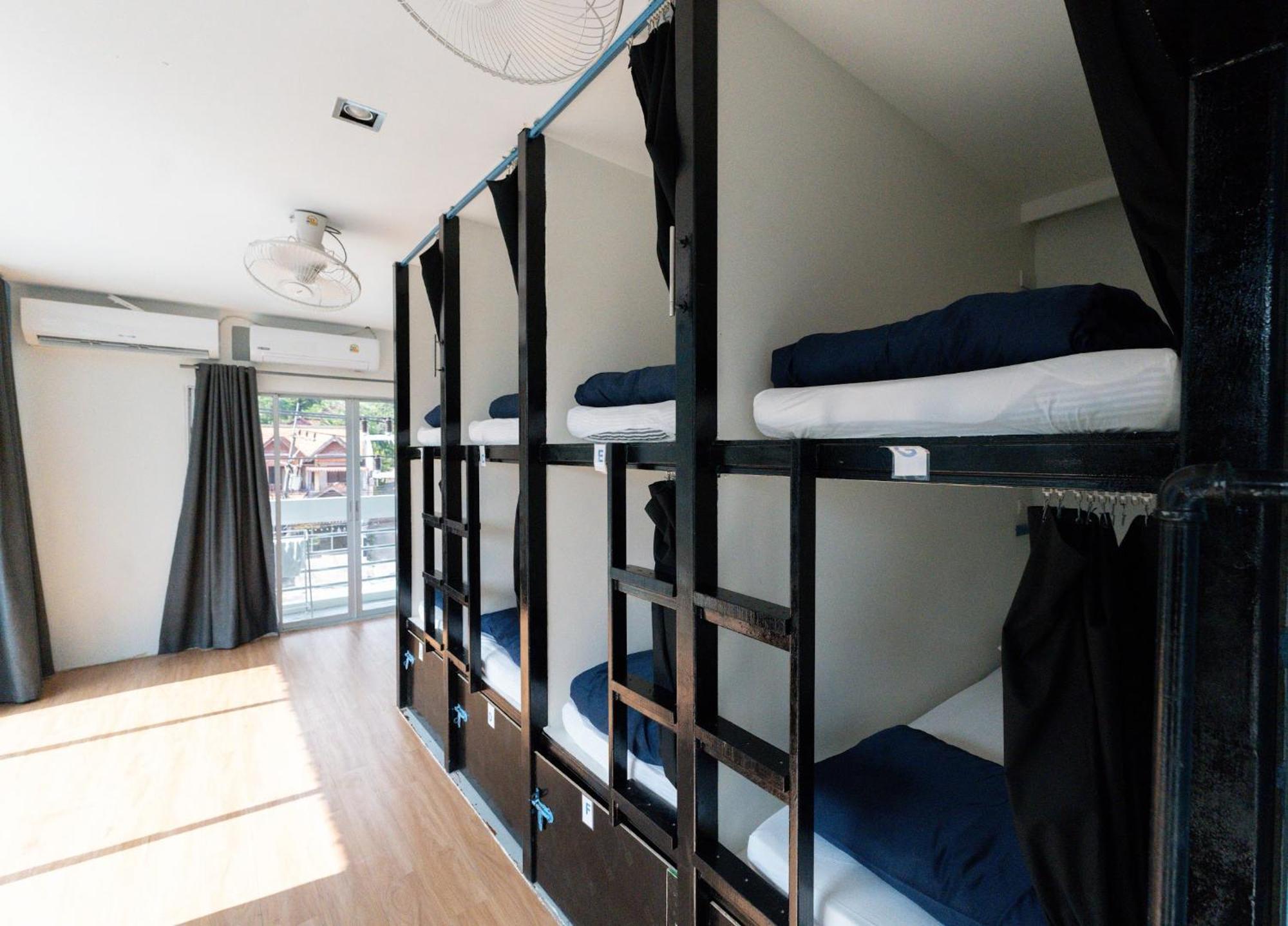 The Hangout Hostel Ao Nang エクステリア 写真